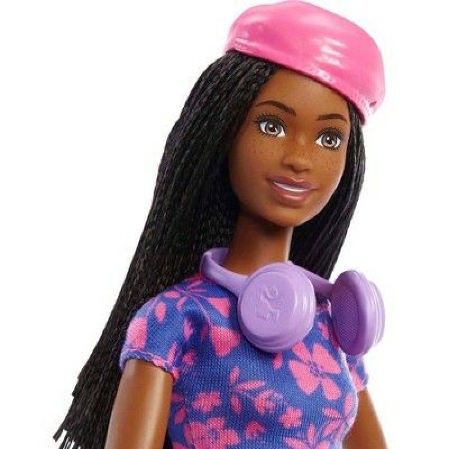 * Barbie "Brooklyn" Roberts Travel Playset